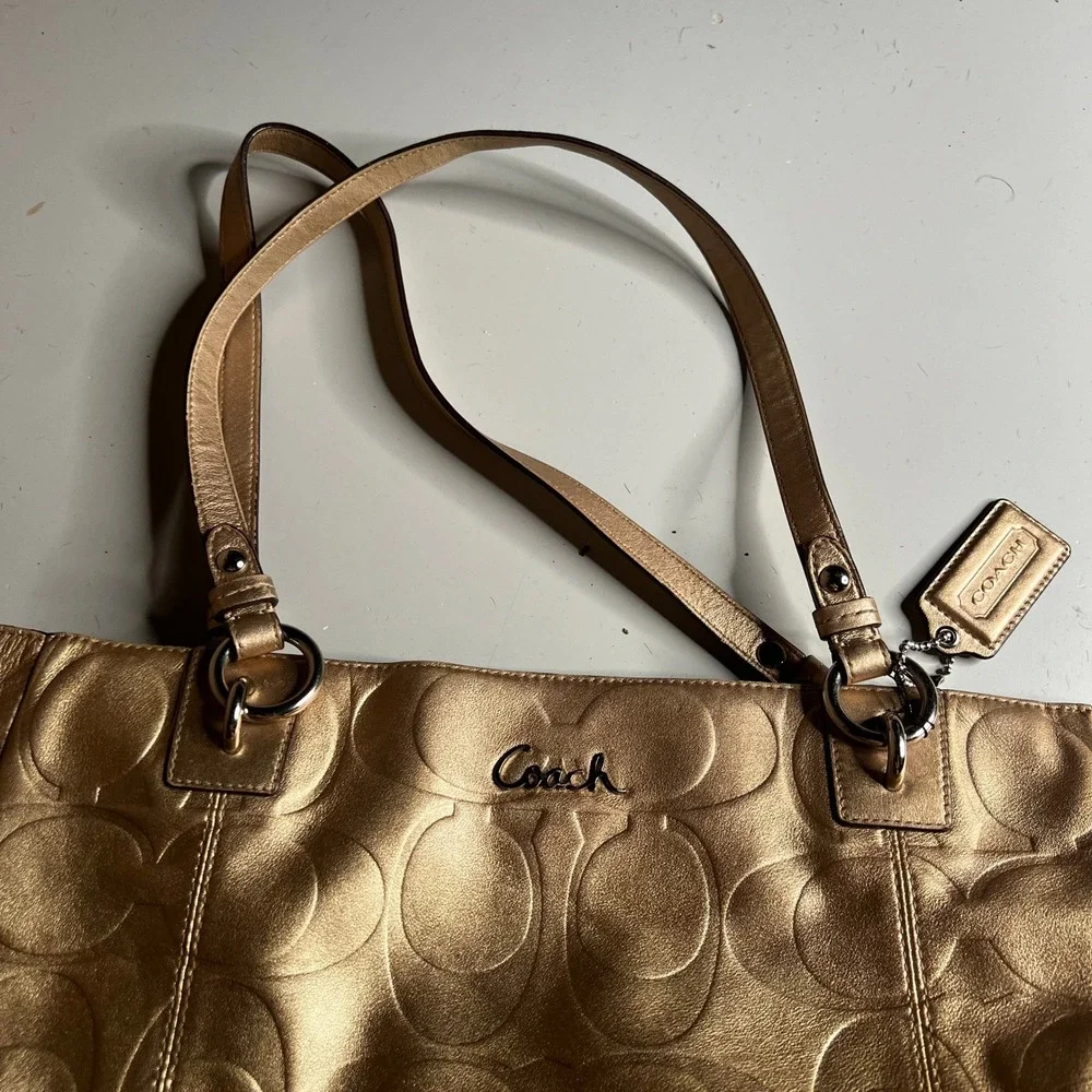 Coach Penelope Signature Optic Metallic Gold Leather Tote Bag F17730 Mens Womens